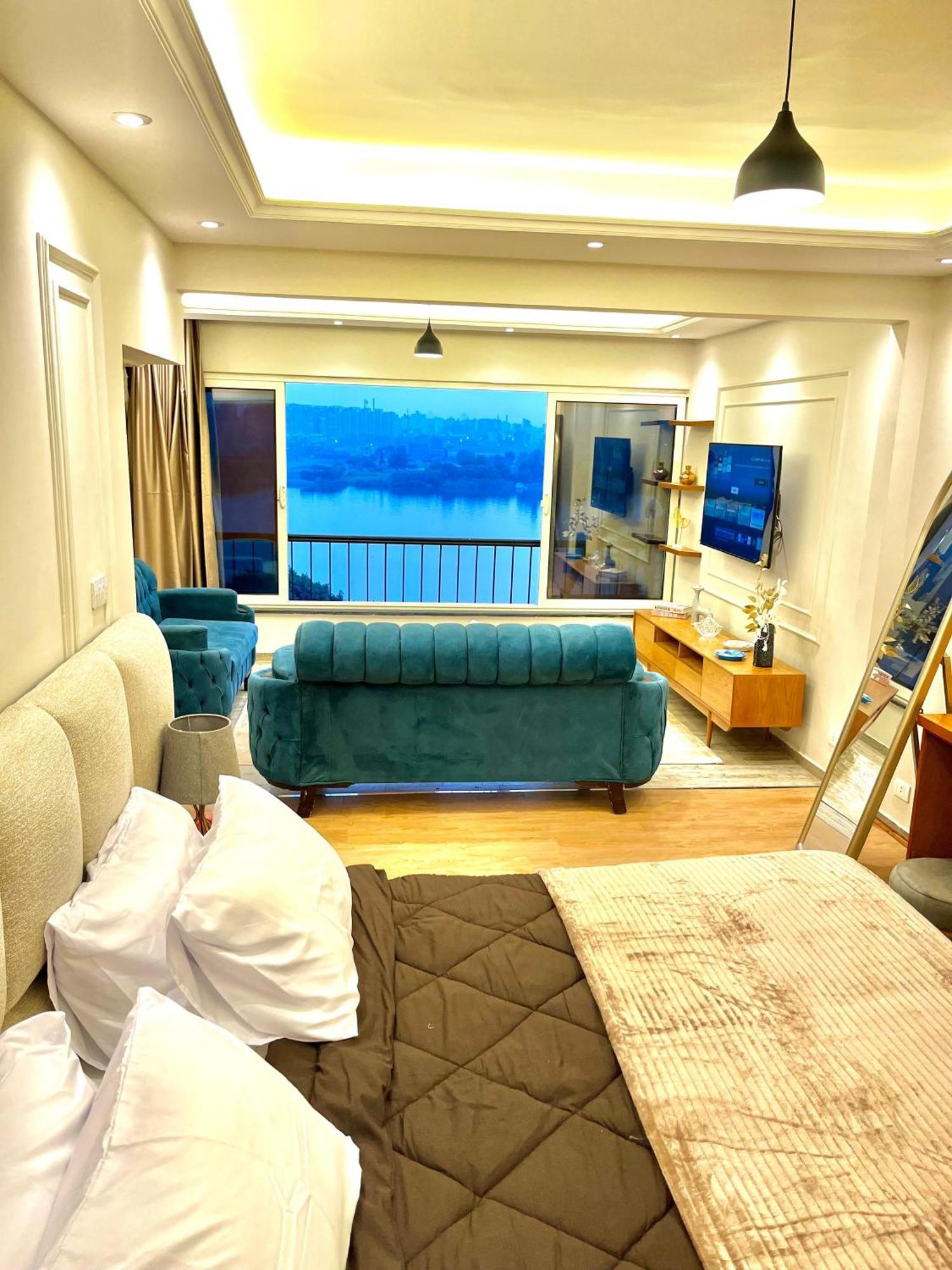 Nile Serenity * Cairo